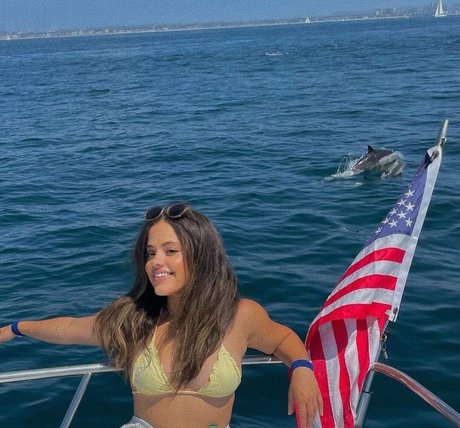 Sarah Jeffery