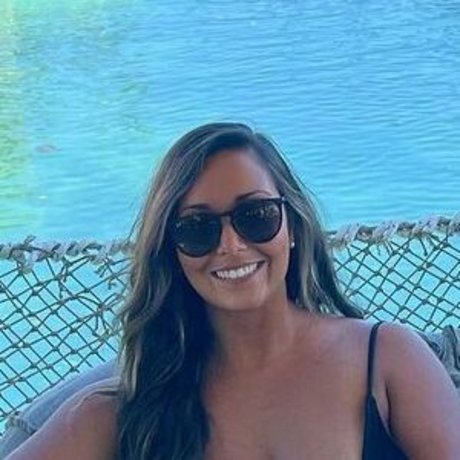 Naken lekkede OnlyFans-bilde av Kaitlyn Horesh