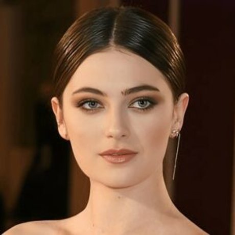 Naken lekkede OnlyFans-bilde av Millie Brady