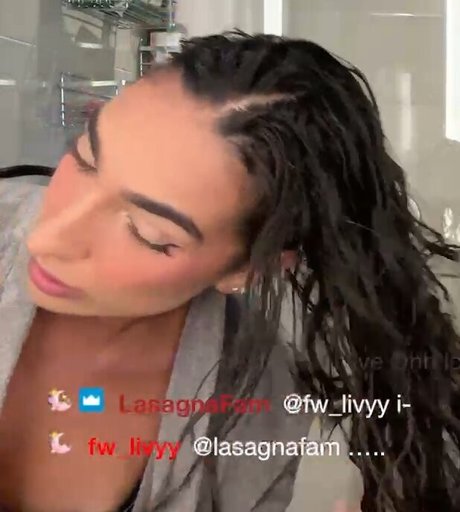 Naken lekkede OnlyFans-bilde av Jasmine Amine