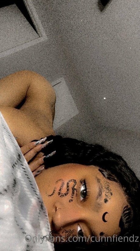Naken lekkede OnlyFans-bilde av Thereddragon2x