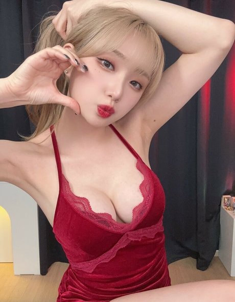 Photo nue de fuite OnlyFans de Woojungx4