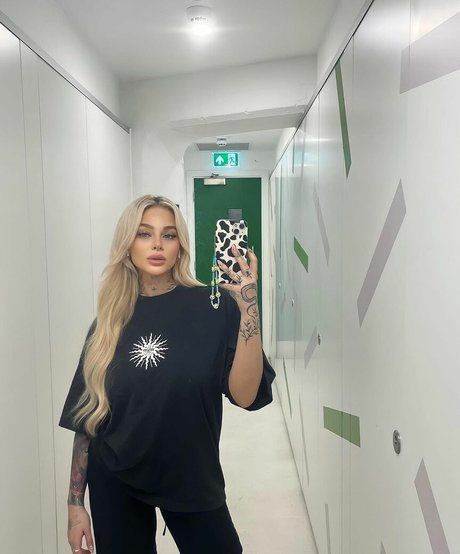 Angelika Kramer