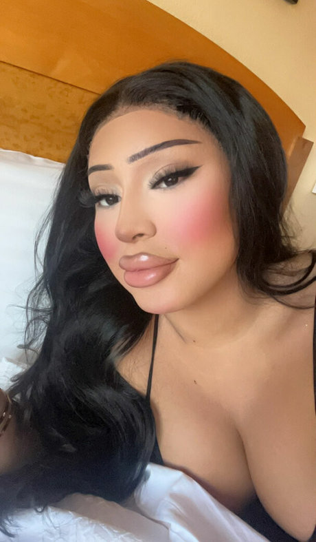 Alexistheedoll