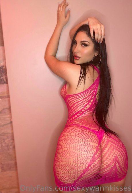 Naken läckt OnlyFans-bild av Sexywarmkisses
