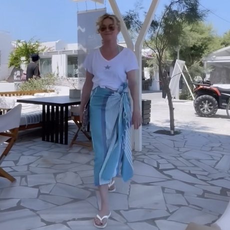 Anthea Turner