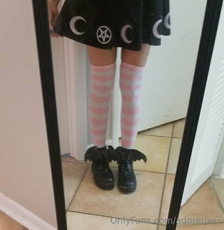 Cosplayadore