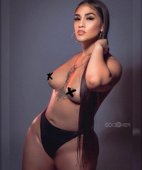 Nahá fotka uniklých OnlyFans od Haydeesofii