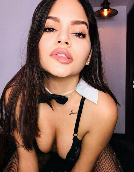Nøgent lækket OnlyFans-billede af Oliviajones2