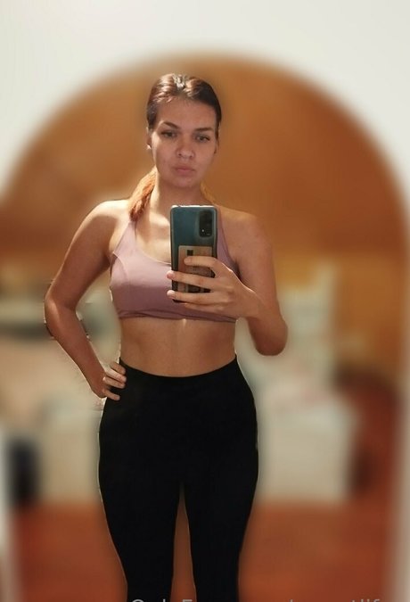 Naken lekkede OnlyFans-bilde av Sweetlifev