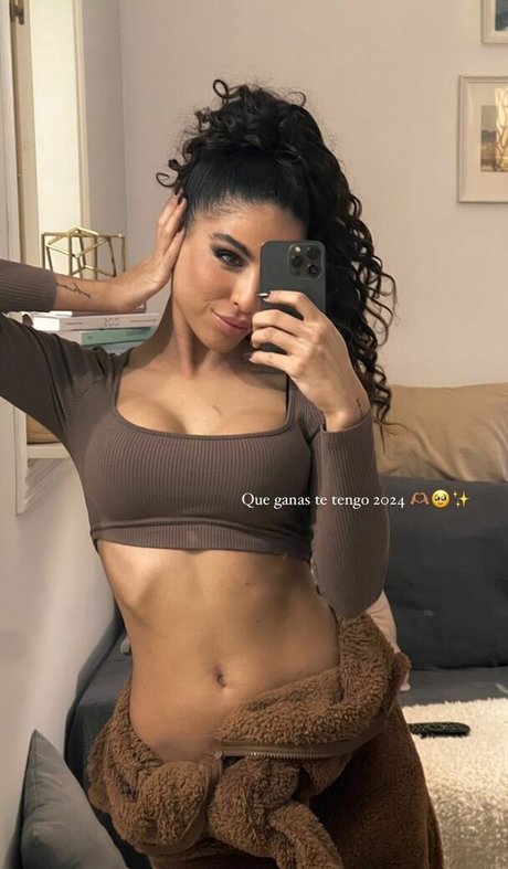 Zoe Bayona