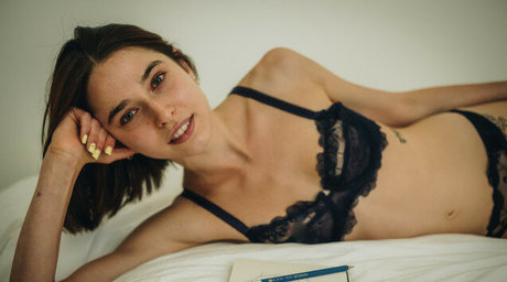 Naken läckt OnlyFans-bild av Inbal Yundler