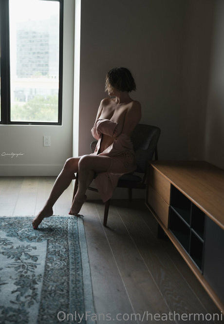 Heathermoni OnlyFansリークヌード写真