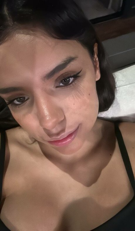 Naken läckt OnlyFans-bild av Amitsharabi