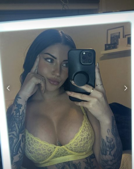 Nahá fotka uniklých OnlyFans od Sabrina Smith
