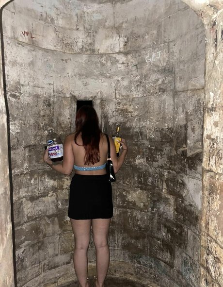 Nahá fotka uniklých OnlyFans od Elena Lukin
