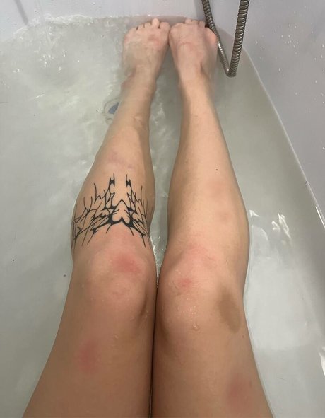 Osamochka OnlyFansリークヌード写真