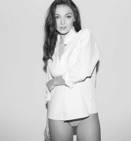 Naken lekkede OnlyFans-bilde av Sophie Wallace