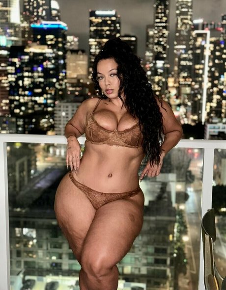 Nahá fotka uniklých OnlyFans od Allhailkingsteph