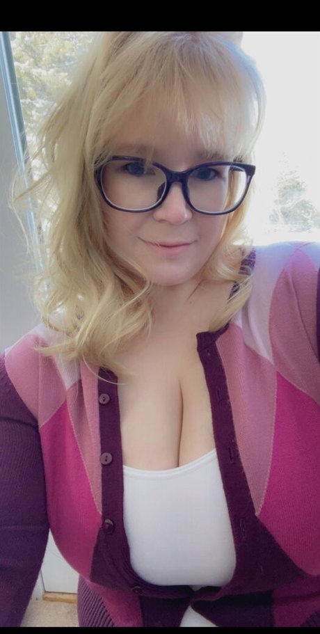 Naken lekkede OnlyFans-bilde av Abigail Ashryver