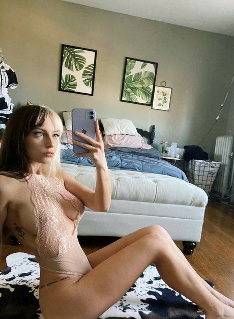 Nahá fotka uniklých OnlyFans od Asoupcans