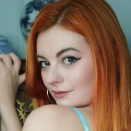 Lola Rose