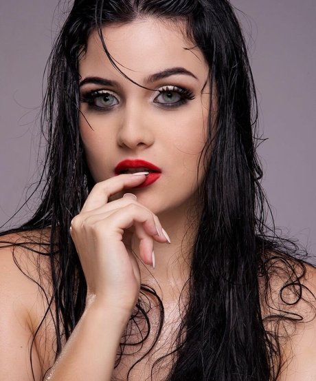 Naken lekkede OnlyFans-bilde av Paola Migliorini