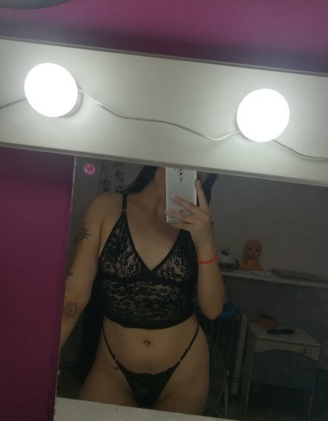 Laraxxxb