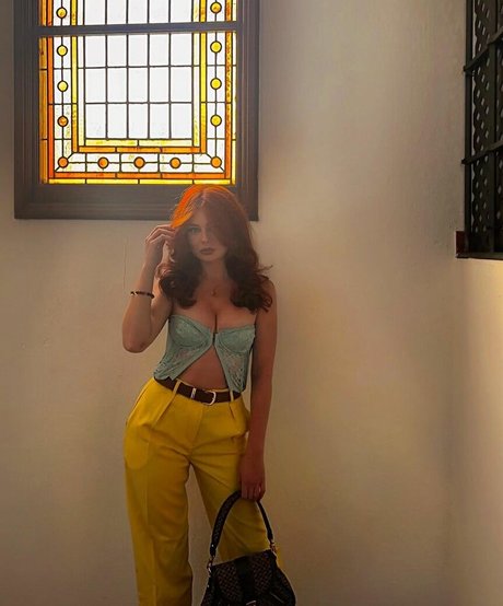 Naken läckt OnlyFans-bild av Hannah Laresa Smith
