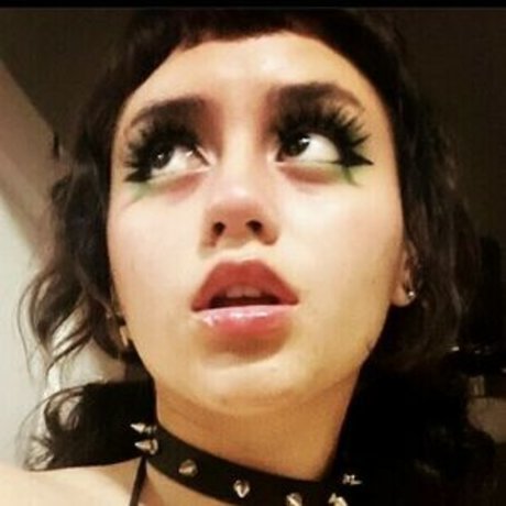Crosseyedivy