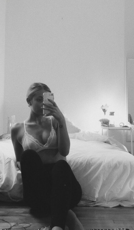 Nahá fotka uniklých OnlyFans od Momolit0