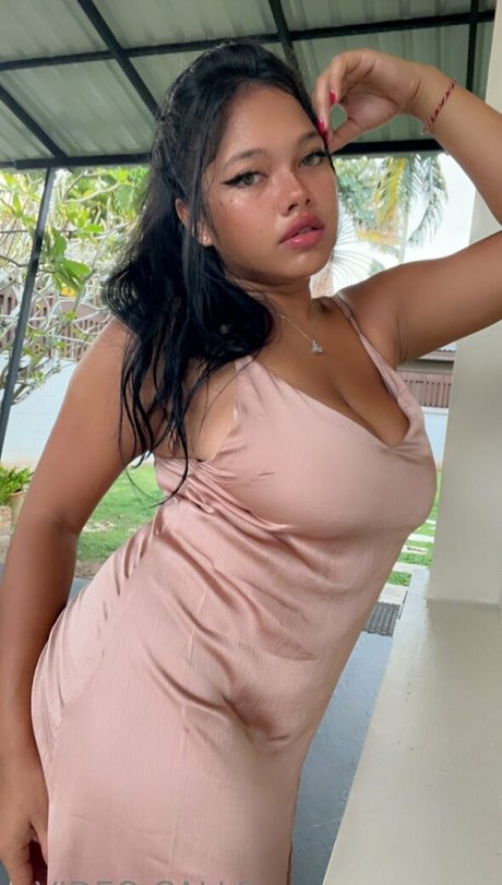 Curvymoanaaa