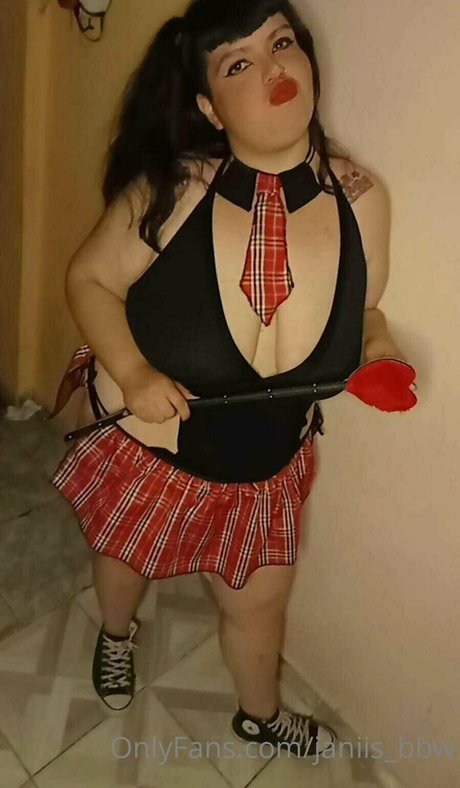 Janiis_bbw