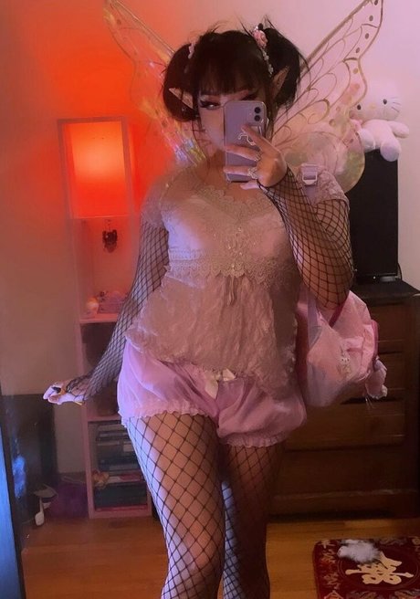 Naken läckt OnlyFans-bild av Babispit