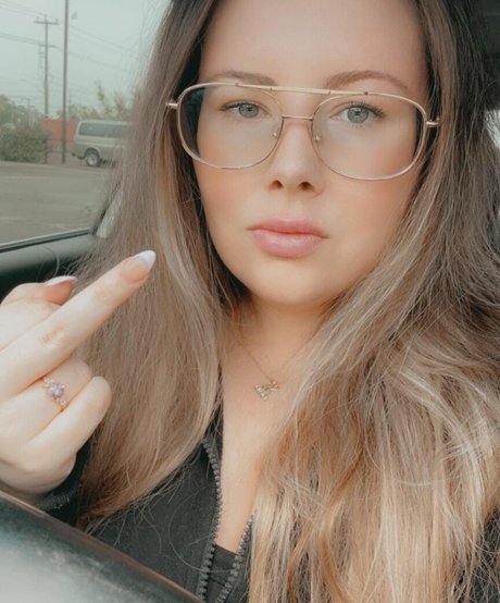 Nahá fotka uniklých OnlyFans od Traycee