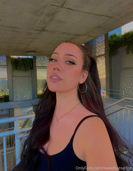 Alaston vuotanut OnlyFans-kuva Sweetbutselfish