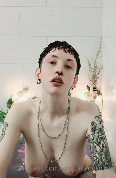 Yourlilandroboy