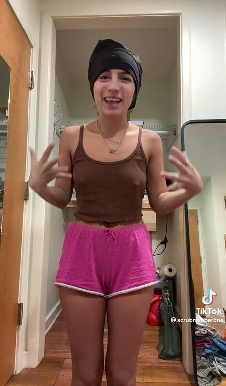 Nahá fotka uniklých OnlyFans od Ellie Rae Dobleske