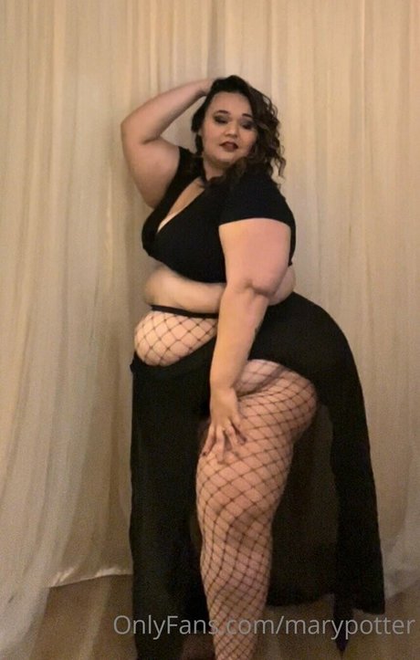 Alasti lekkinud OnlyFans-i pilt Makanamoon