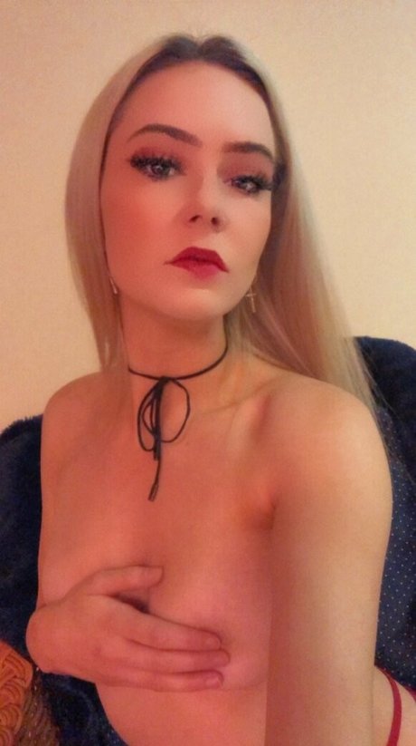 Naken läckt OnlyFans-bild av Babyblexa