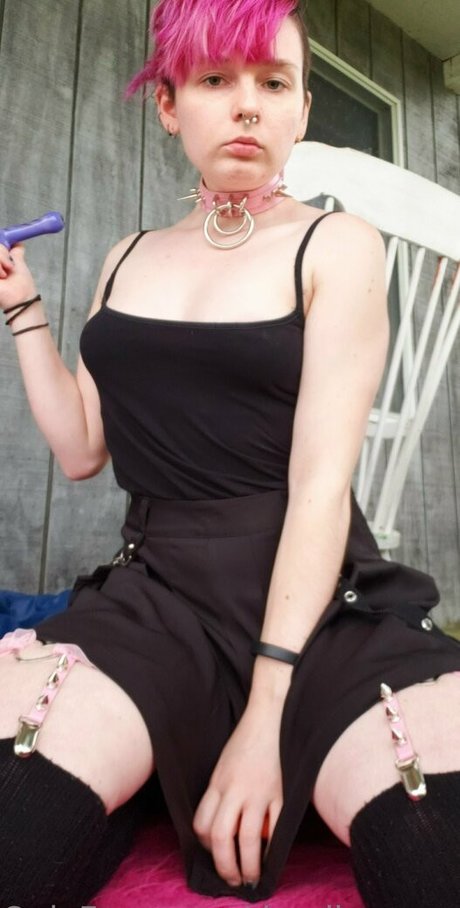 Nahá fotka uniklých OnlyFans od Deadbunnyx