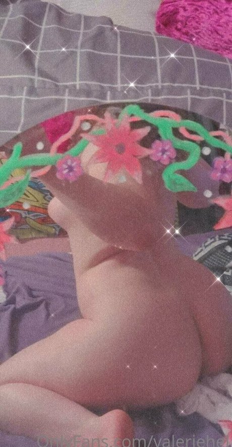 Nahá fotka uniklých OnlyFans od Valeriehel