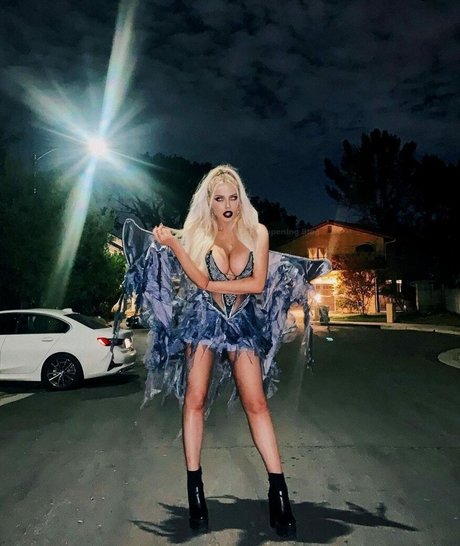 Violet Benson