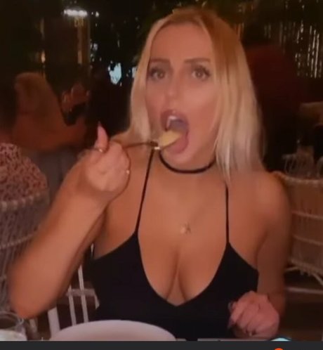 Violet Benson