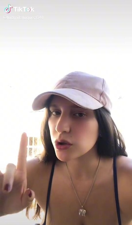 Naken läckt OnlyFans-bild av Ludmila Luquez