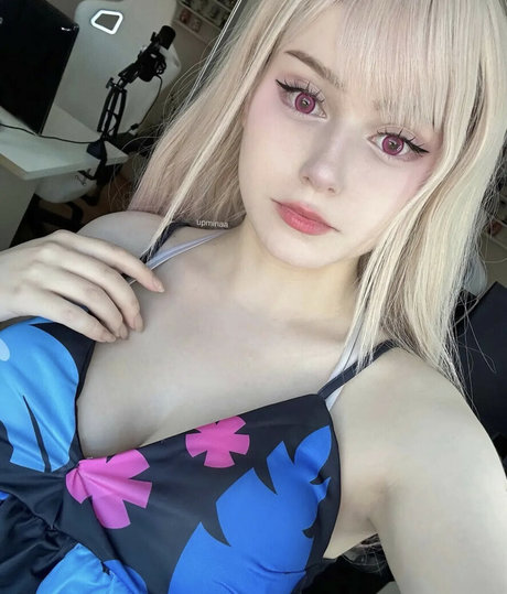 Foto di nudo di fuga di OnlyFans di Upminaa