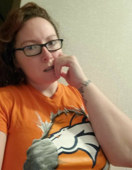 Naken läckt OnlyFans-bild av Spicyvivianrain