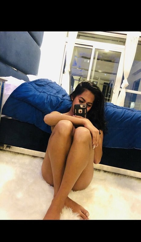 Naken lekkede OnlyFans-bilde av Tsqueen19