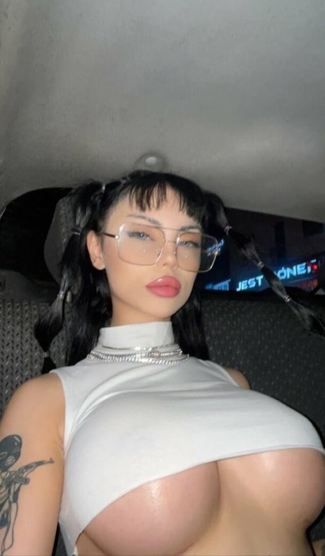 Foto desnuda filtrada de OnlyFans de Yeahmur