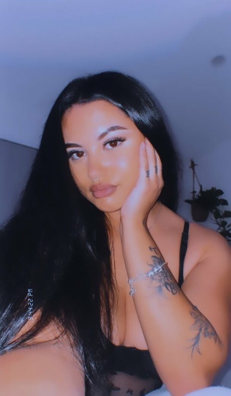 Taylaraywhite